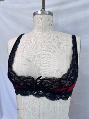 NWOT Victoria's Secret Black and Red Lace Low Cut Corset Bra